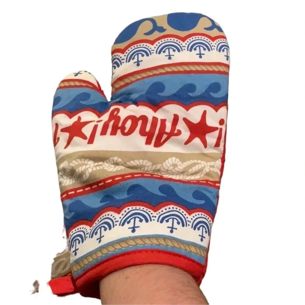 Nantucket Home Summer Themed Oven Mitts (2)